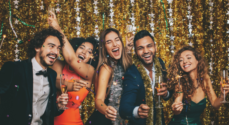 How Your Bar or Nightclub Can Pack Your Venue for New Year's Eve -  Tripleseat