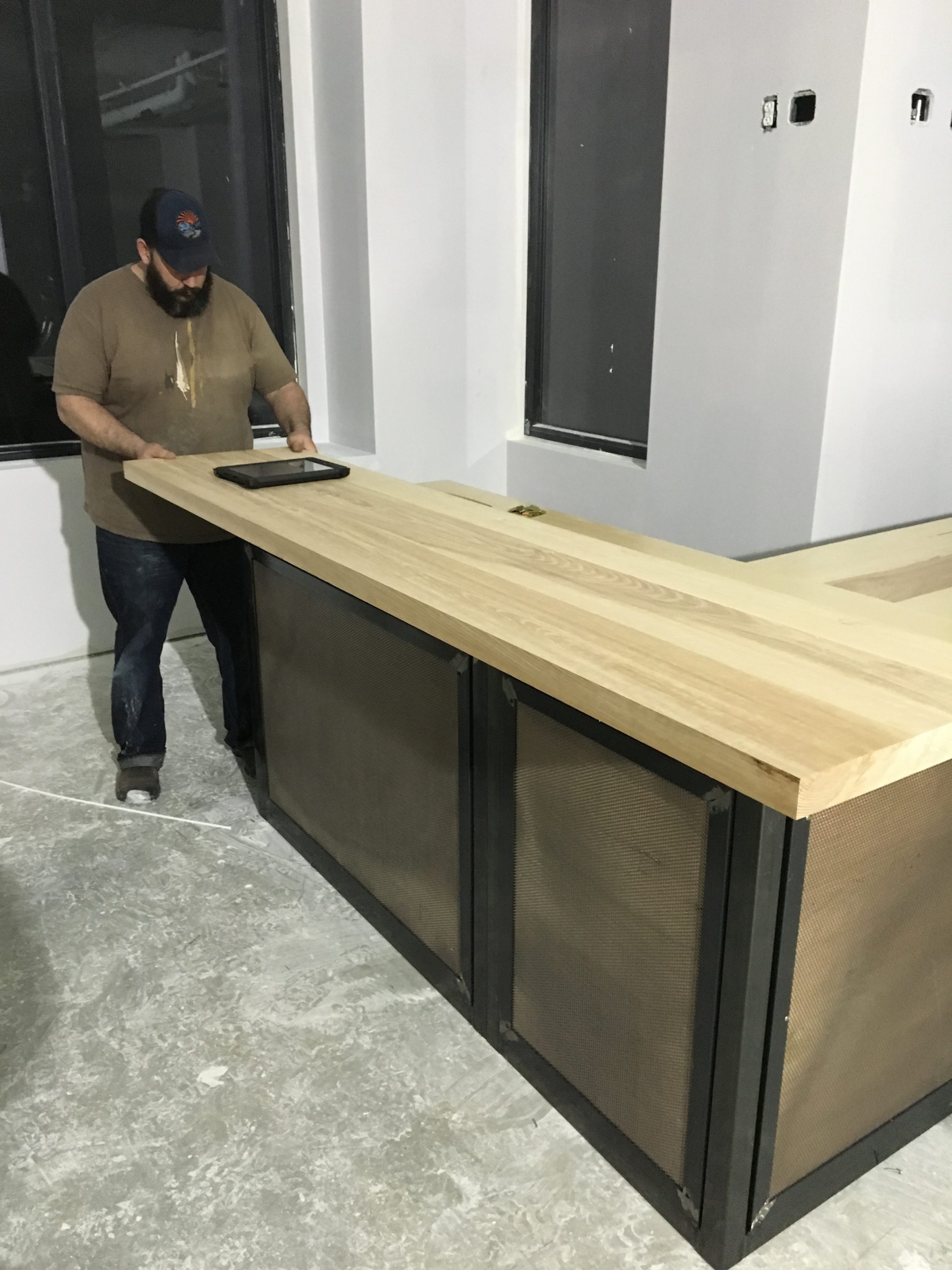 Building the custom bar!